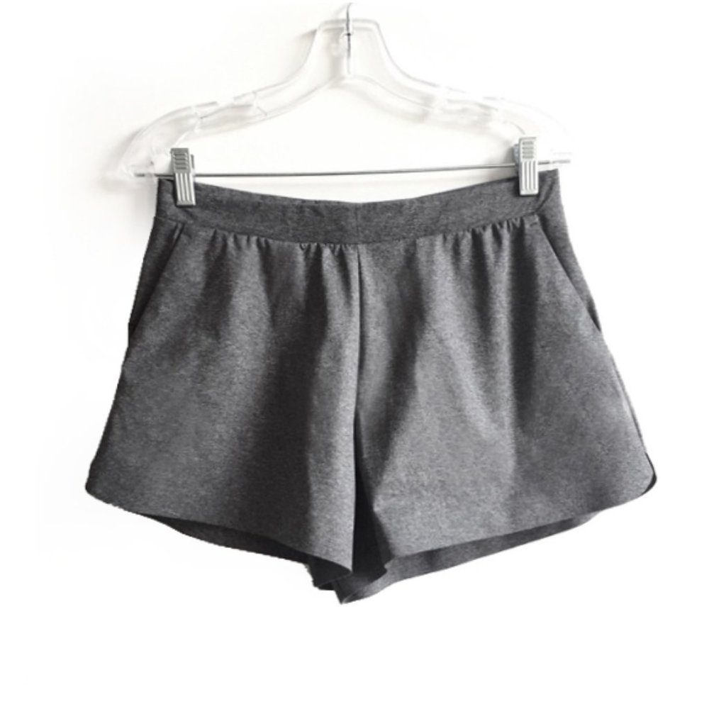 Uniqlo ultra stretch workout shorts with drawstring